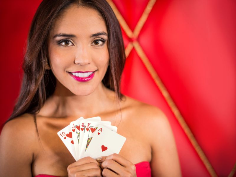 Luật chơi Poker – Diễn biến từng vòng cược Preflop đến River